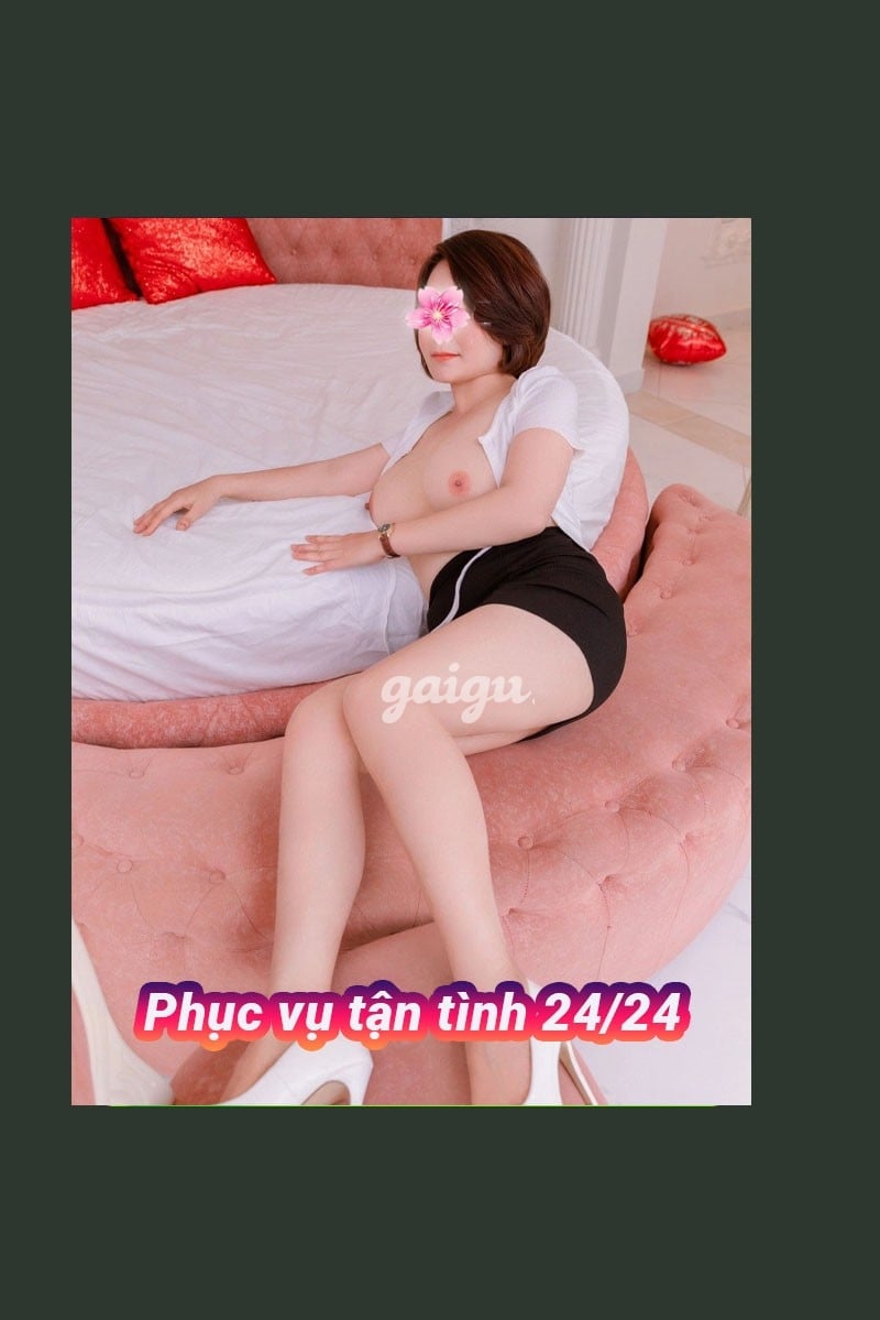 Quỳnh Lan ❤️ Dâm nữ Ngực to – sexy chiều khách tê tái